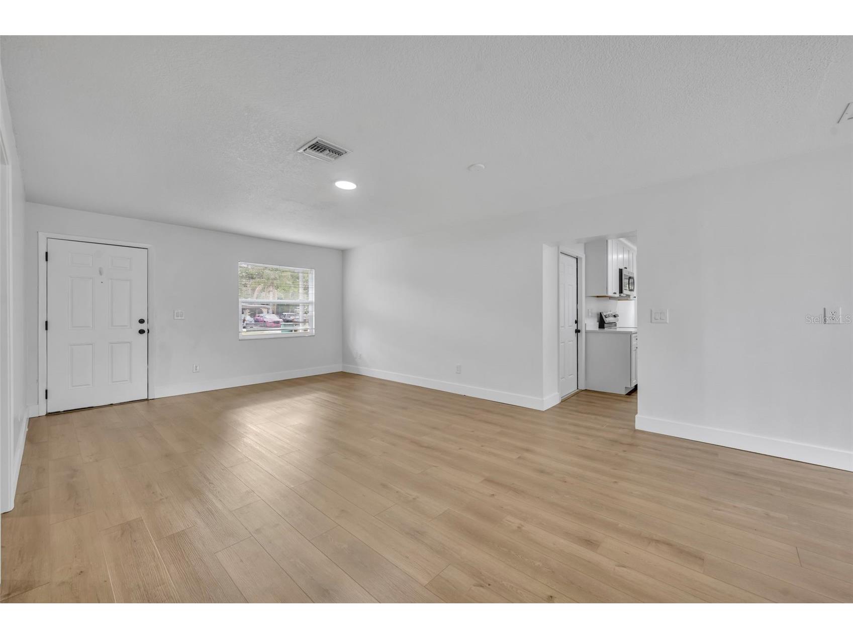 292 S 3rd Street #A AND B Lake Mary FL 32746 O6402371 image6