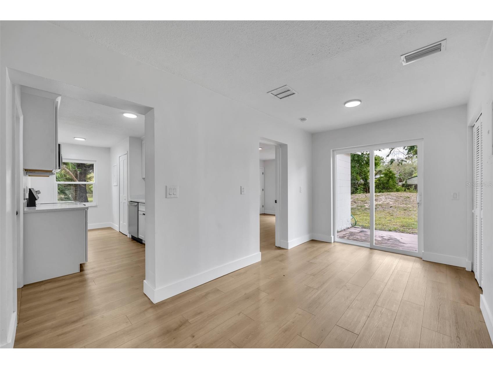 292 S 3rd Street #A AND B Lake Mary FL 32746 O6402371 image7