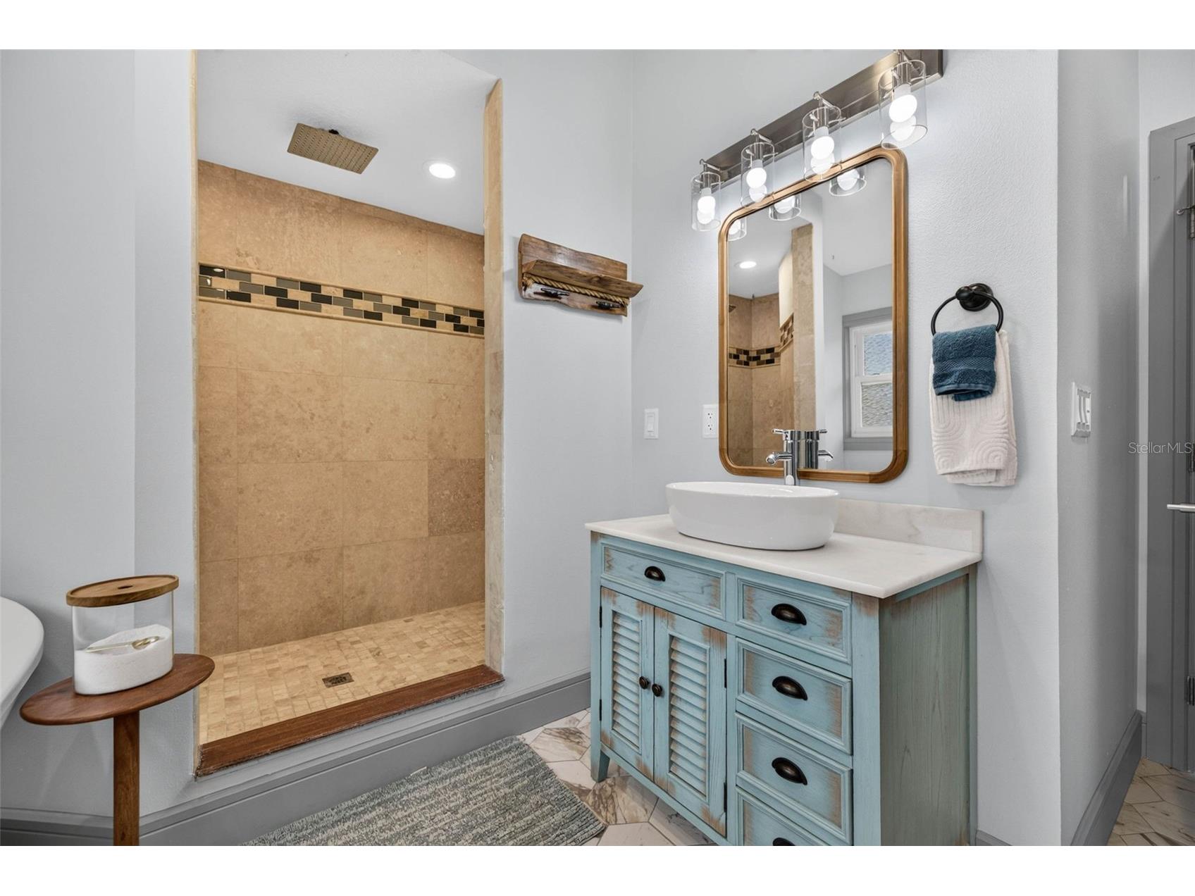 292 Sunlit Cove Drive NE Saint Petersburg FL 33702 TB8525678 image31