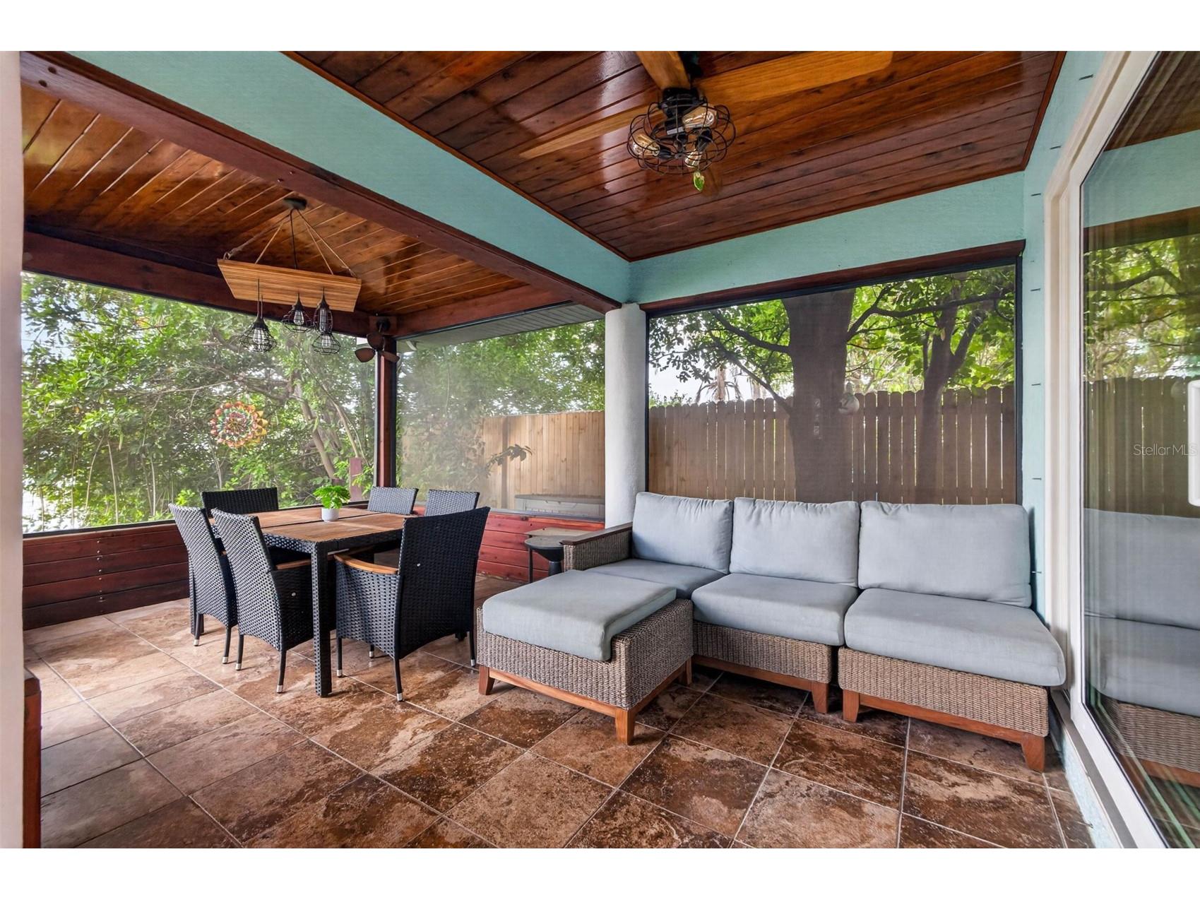 292 Sunlit Cove Drive NE Saint Petersburg FL 33702 TB8525678 image34