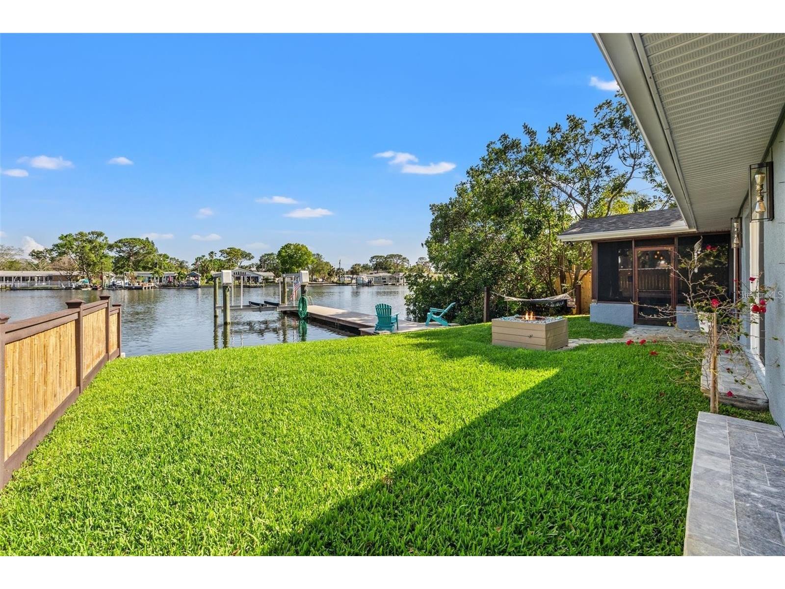 292 Sunlit Cove Drive NE Saint Petersburg FL 33702 TB8525678 image42