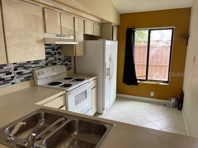 2920 Eastern Willow Avenue Orlando FL 32808 O6397054 image8