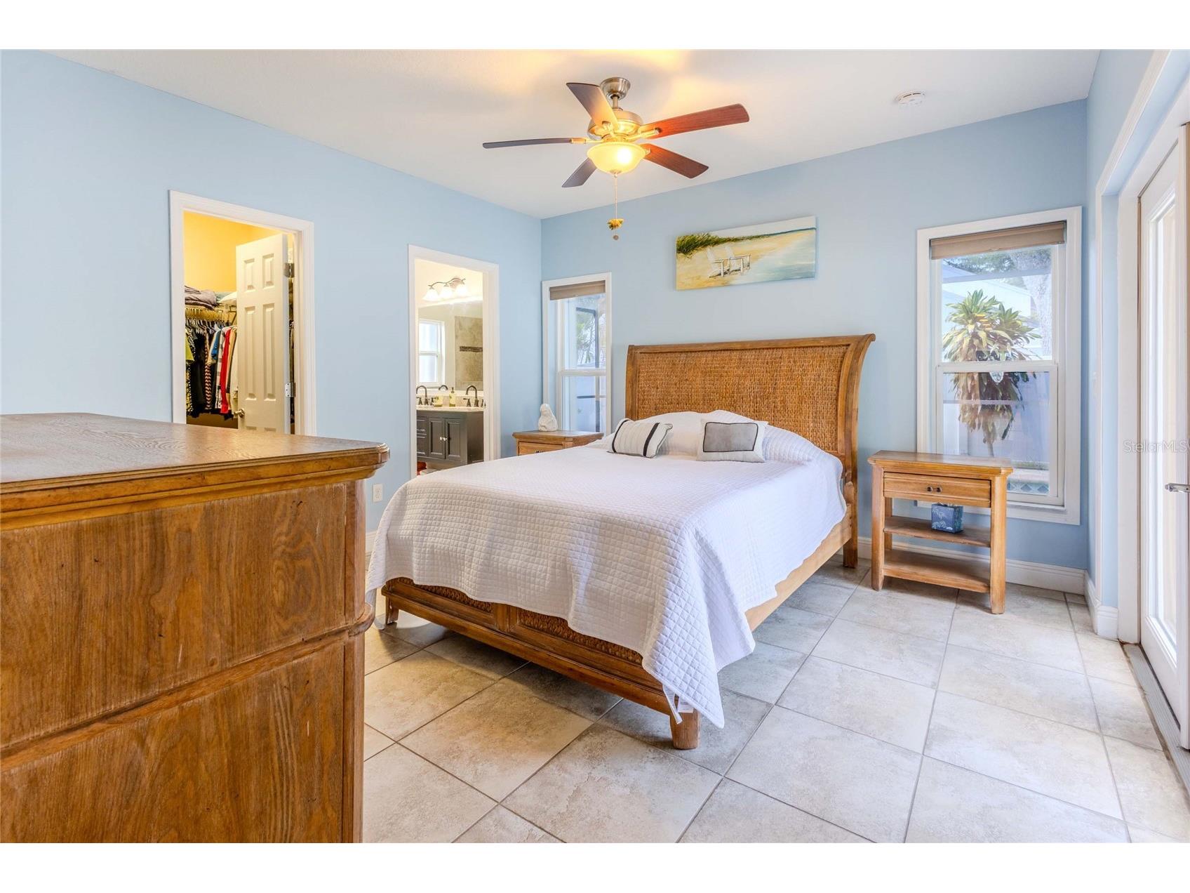 2920 Edgewood Lane Sarasota FL 34231 A4699454 image11
