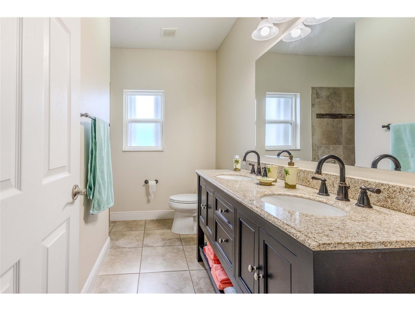 2920 Edgewood Lane Sarasota FL 34231 A4699454 image15