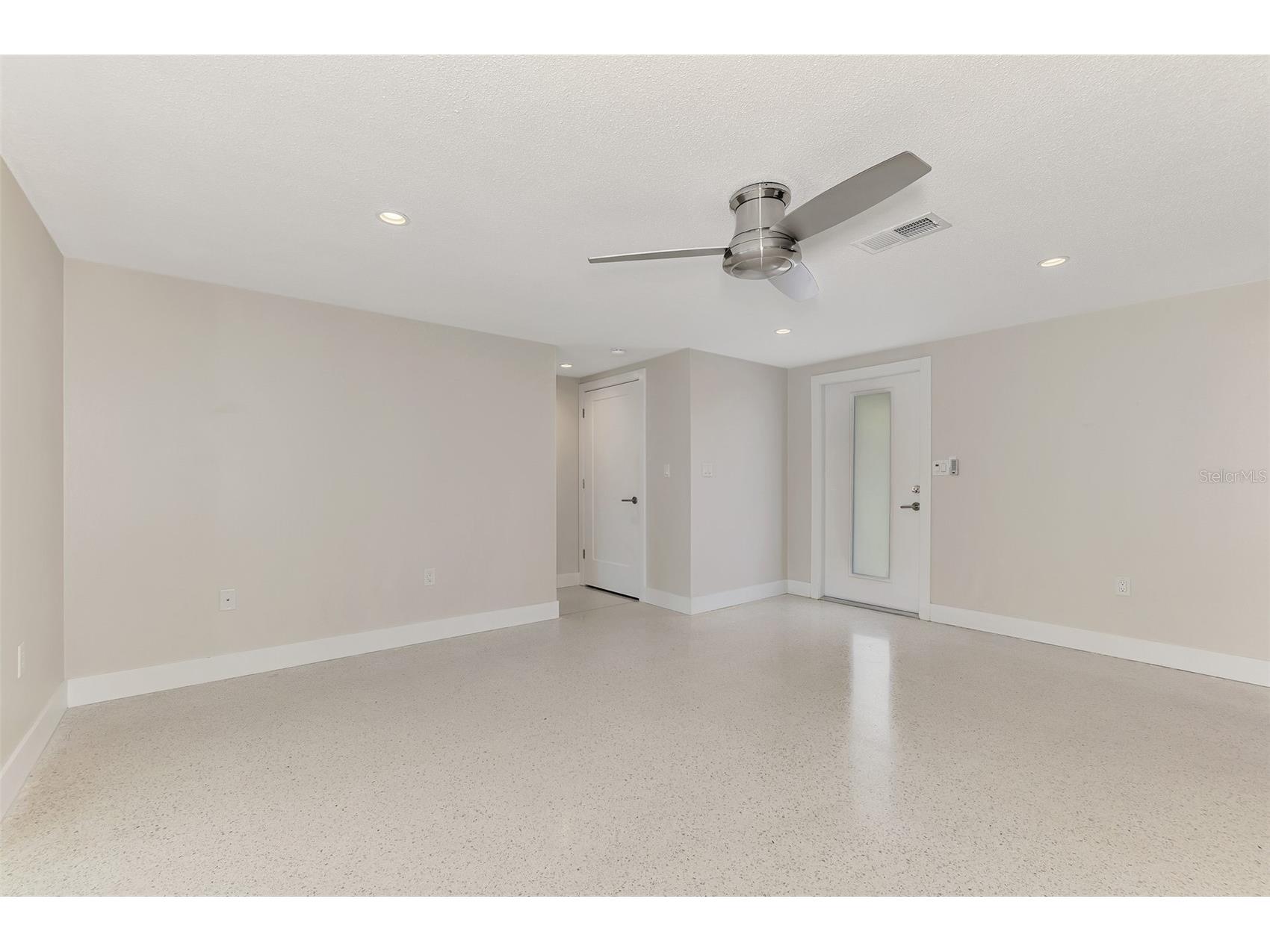 2920 Gulf Gate Drive Sarasota FL 34231 A4696797 image11