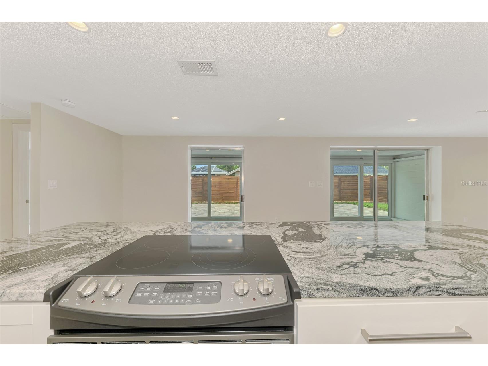 2920 Gulf Gate Drive Sarasota FL 34231 A4696797 image20