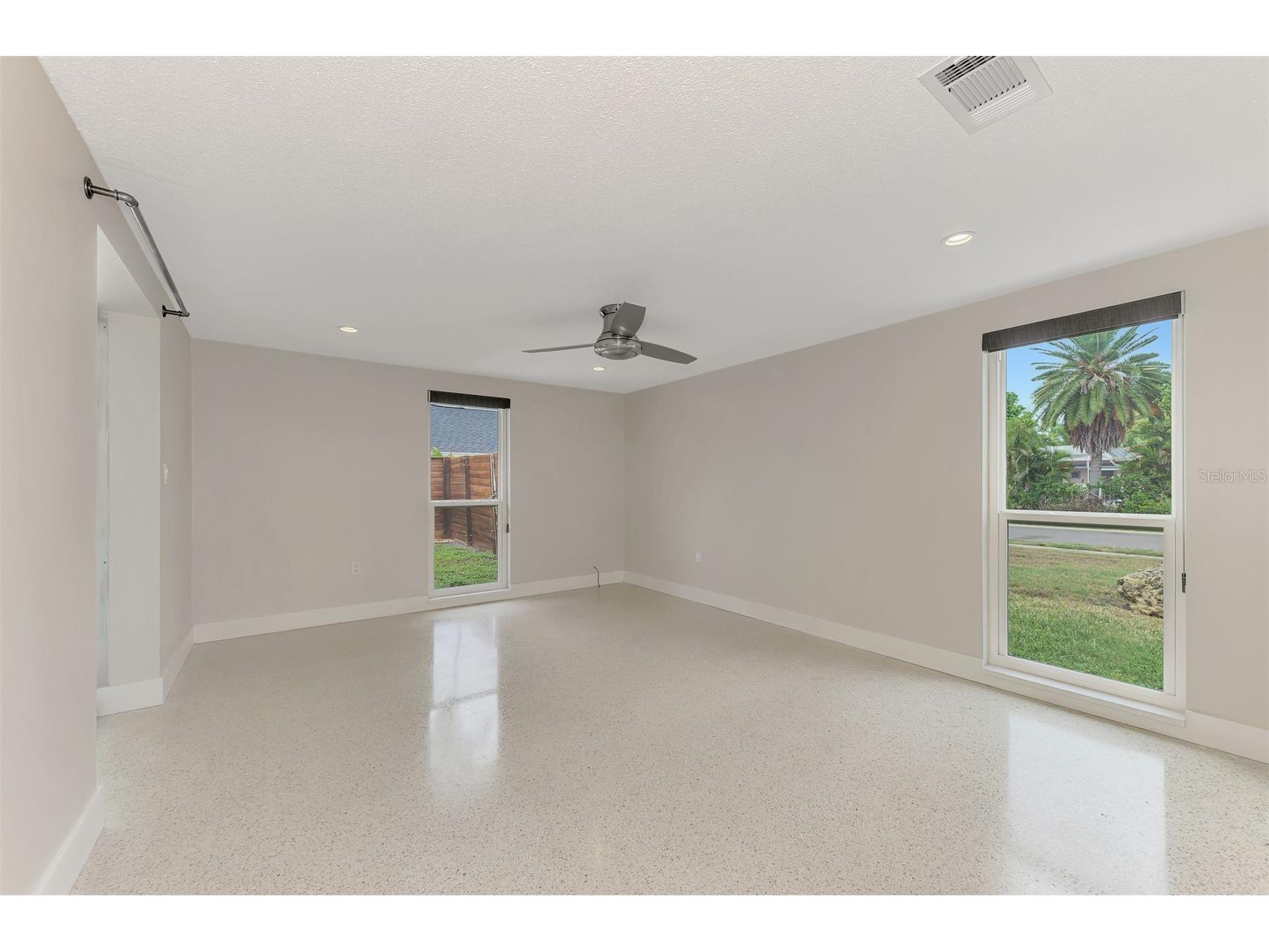 2920 Gulf Gate Drive Sarasota FL 34231 A4696797 image24