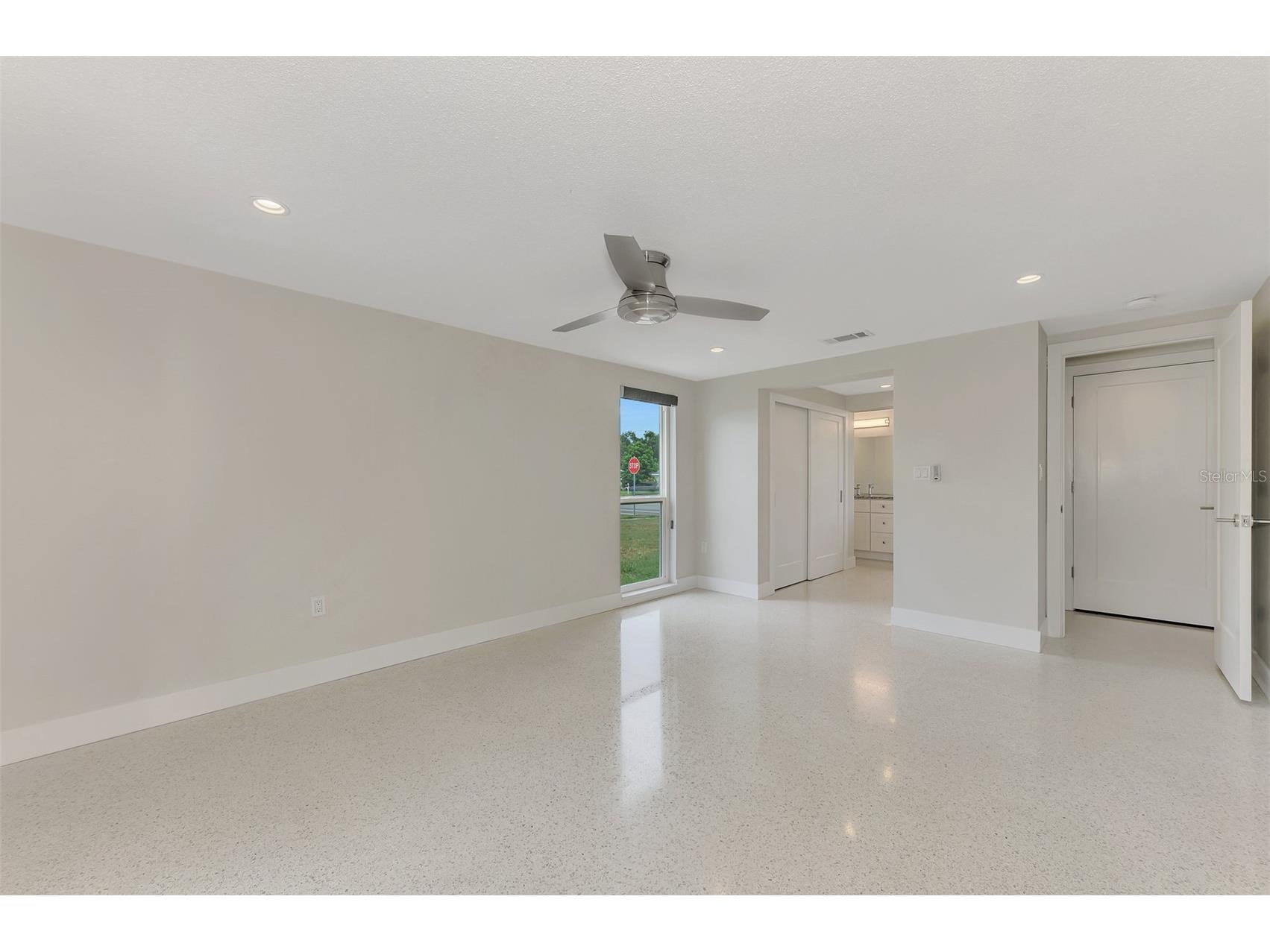 2920 Gulf Gate Drive Sarasota FL 34231 A4696797 image25