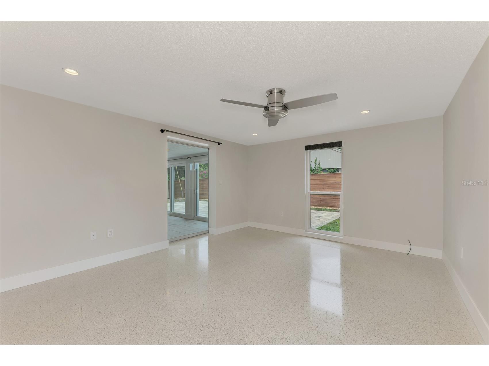 2920 Gulf Gate Drive Sarasota FL 34231 A4696797 image27