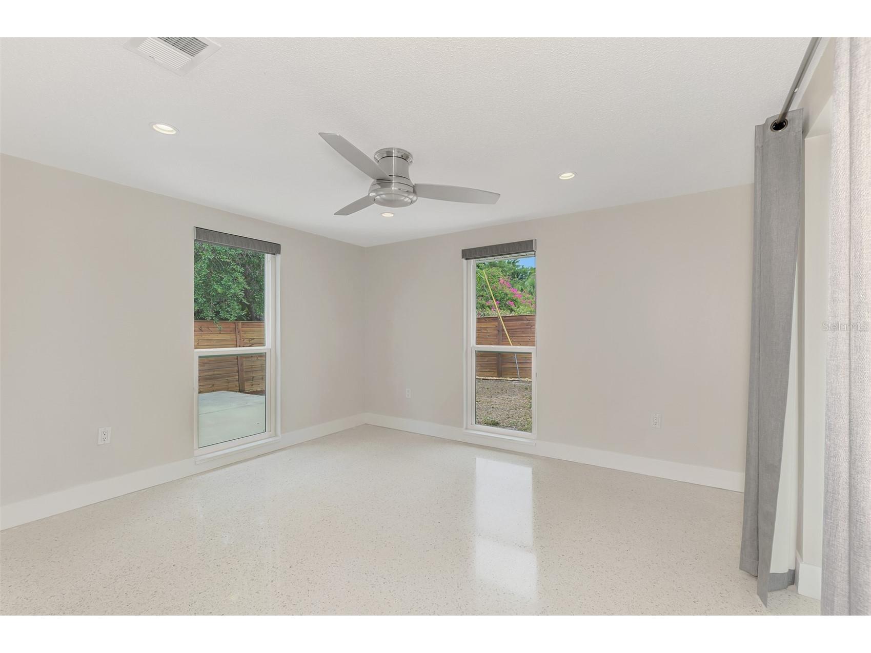 2920 Gulf Gate Drive Sarasota FL 34231 A4696797 image31