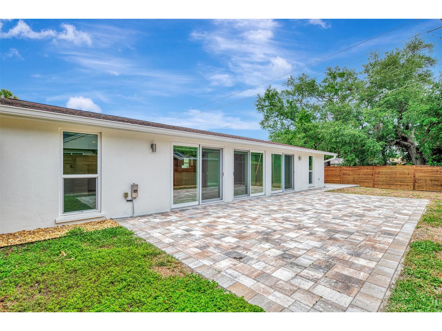 2920 Gulf Gate Drive Sarasota FL 34231 A4696797 image44
