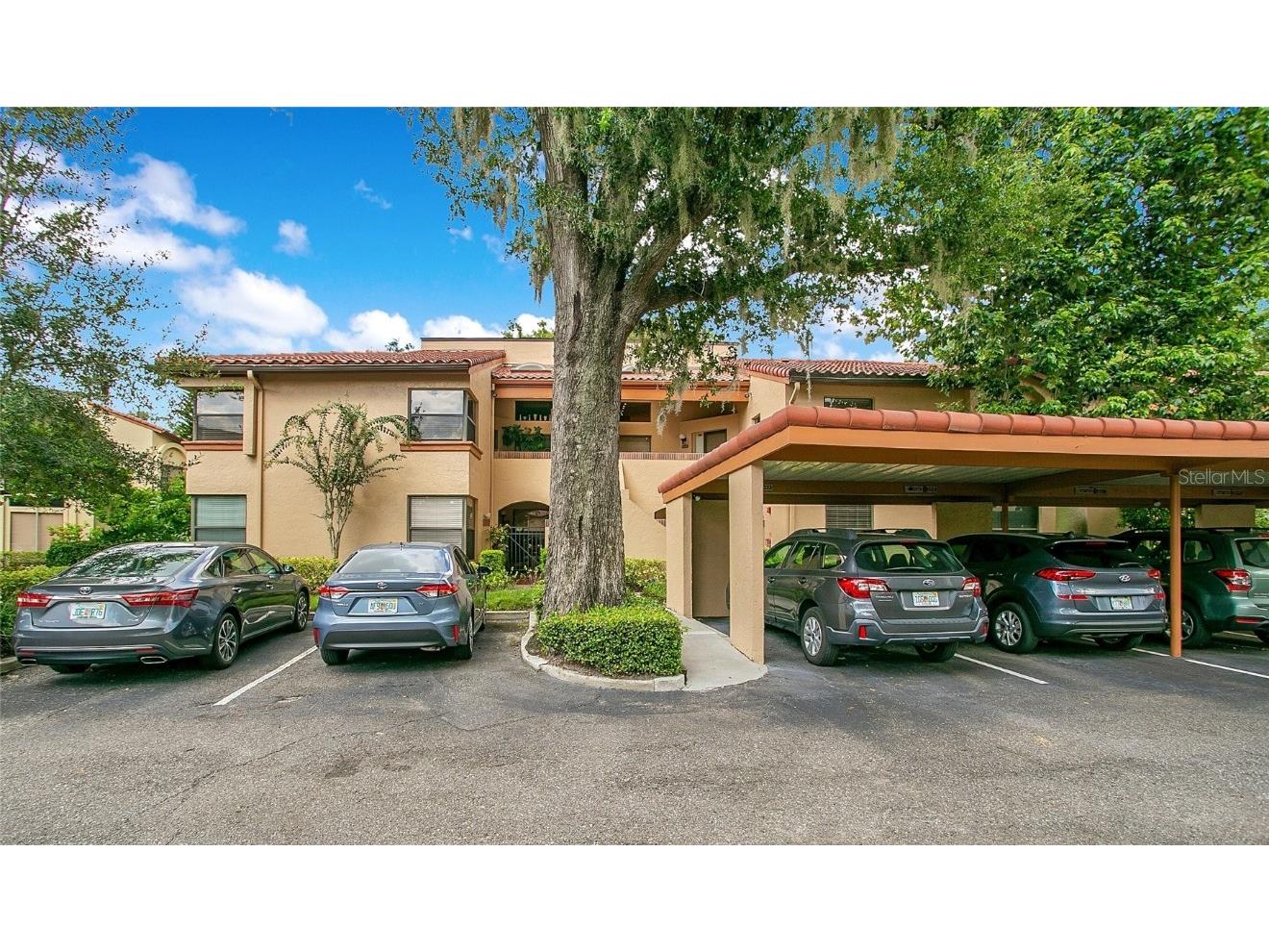 2920 Lake Pineloch Boulevard #22 Orlando FL 32806 - LAKE PINELOCH/LAKE WILLISARA O6142274 image1