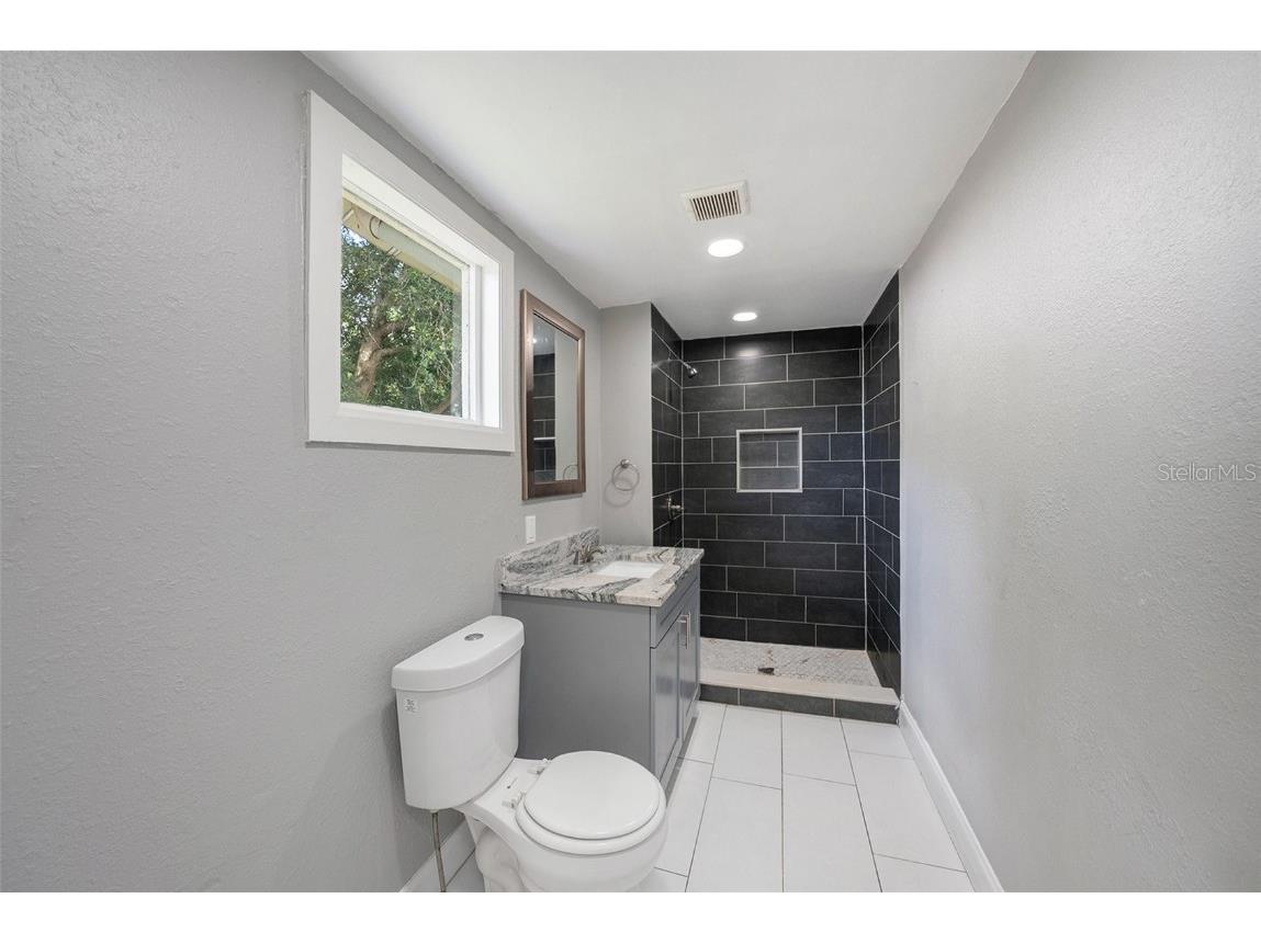 2920 N 17th Street Tampa FL 33605 TB8419525 image22