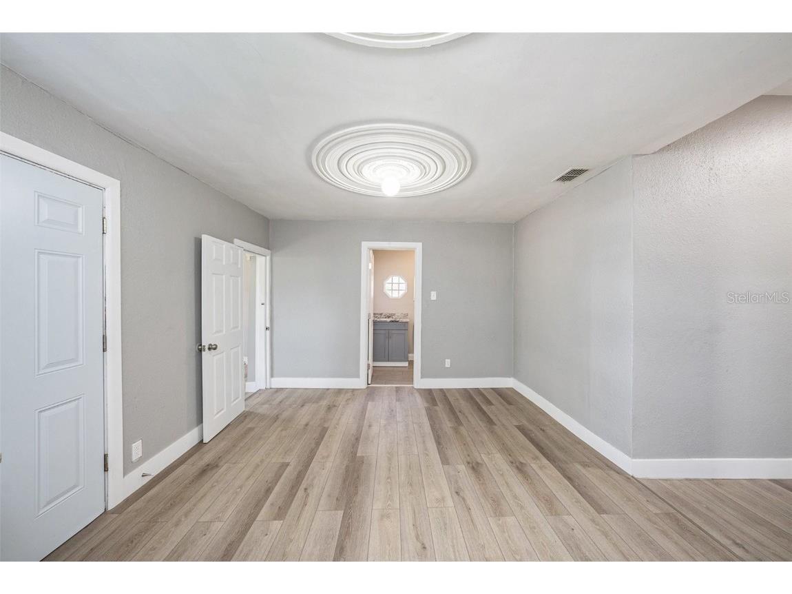 2920 N 17th Street Tampa FL 33605 TB8419525 image7