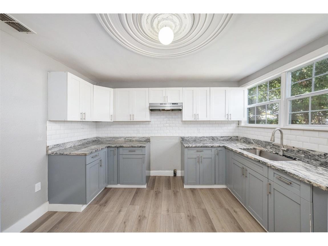 2920 N 17th Street Tampa FL 33605 TB8419525 image8