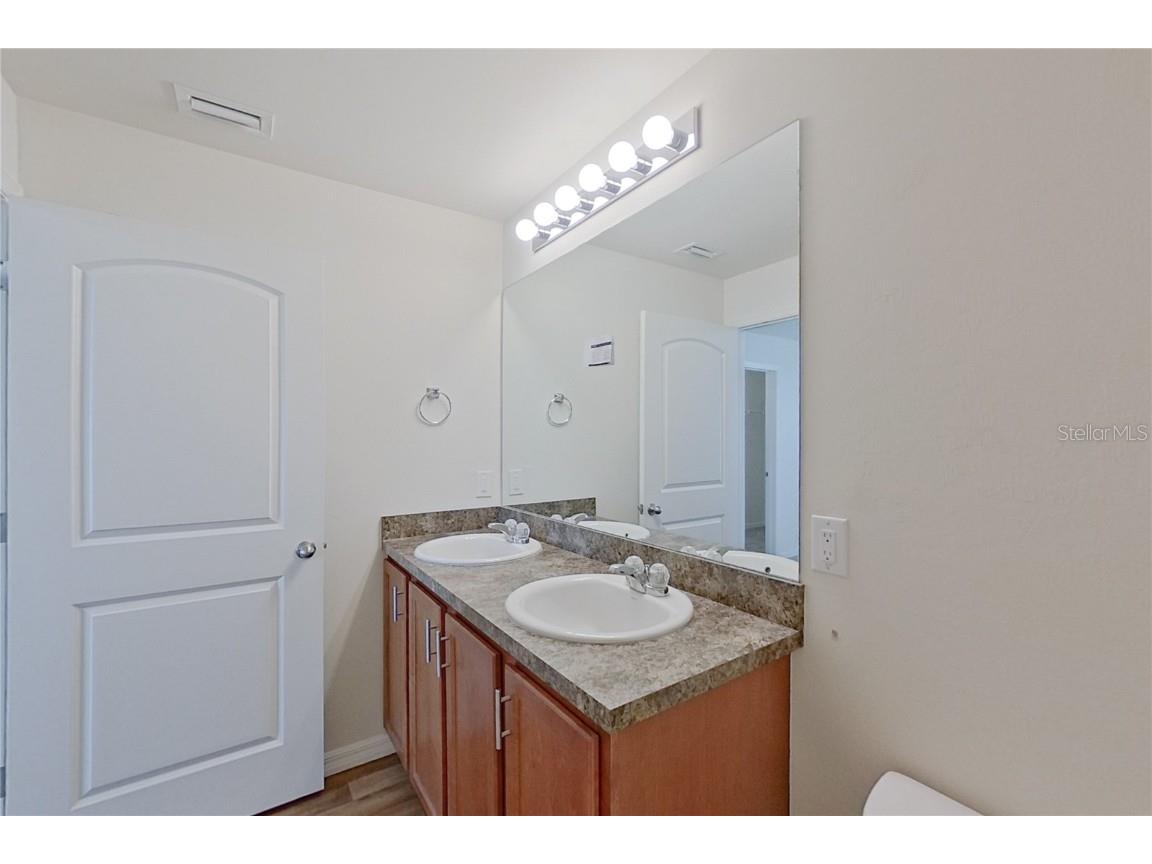 2920 NE 2nd Avenue Cape Coral FL 33909 O6364163 image18