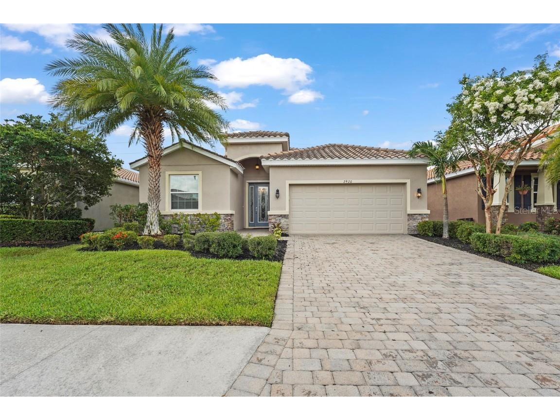 2920 Oriole Drive Sarasota FL 34243 A4656298 image1