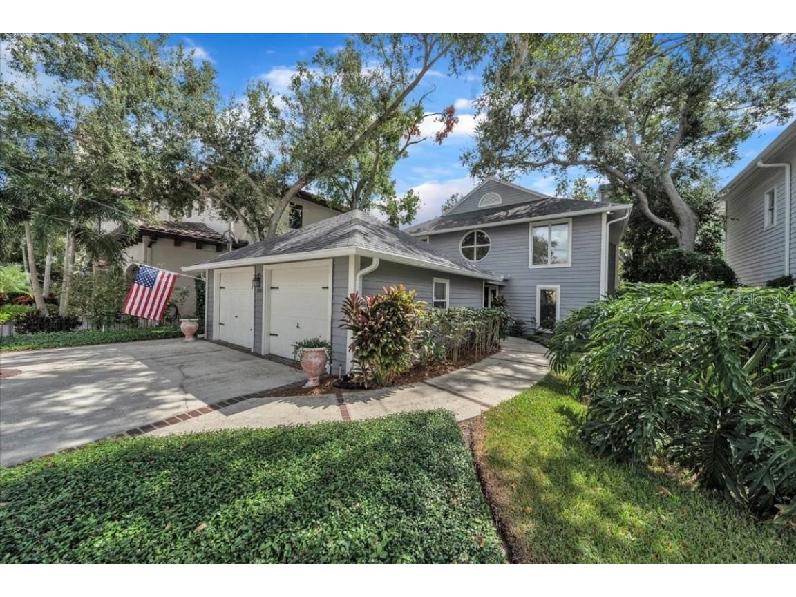 2920 W Knights Avenue Tampa FL 33611 TB8435436 image1