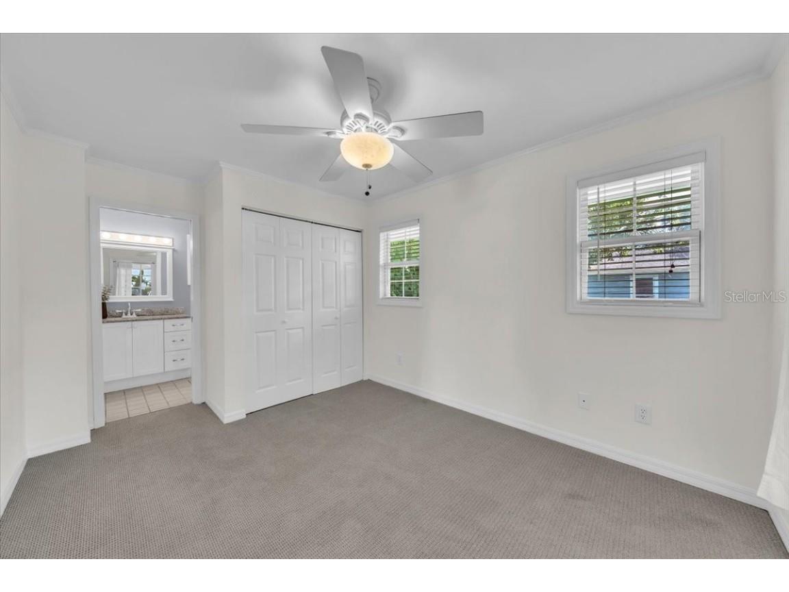 2920 W Knights Avenue Tampa FL 33611 TB8435436 image45