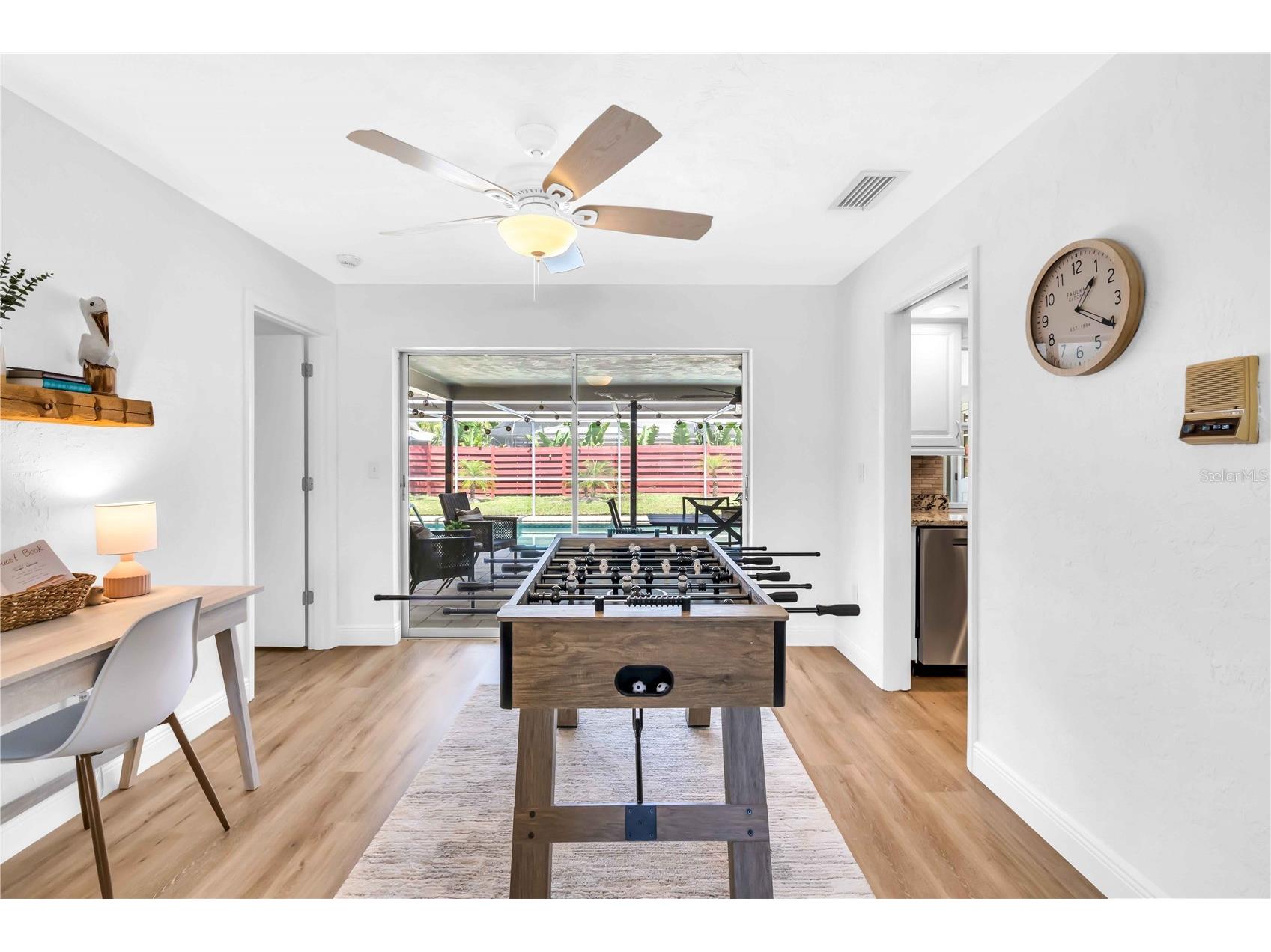 2921 Captiva Drive Sarasota FL 34231 A4641886 image10