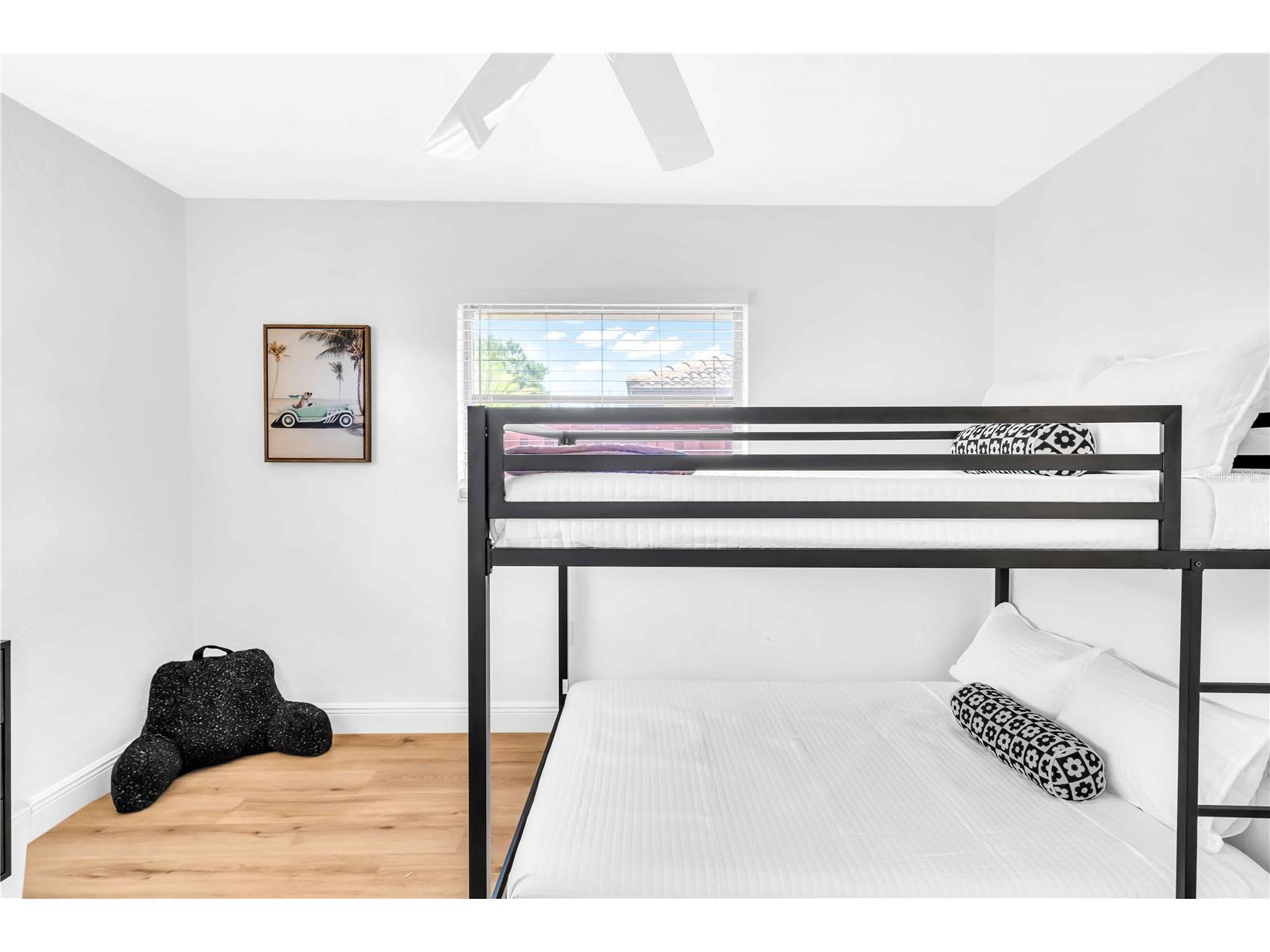 2921 Captiva Drive Sarasota FL 34231 A4641886 image35