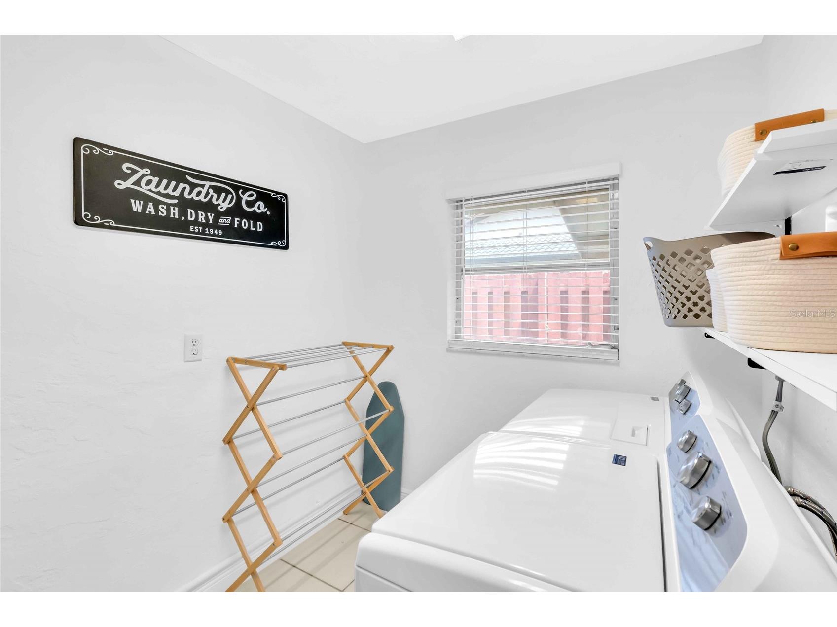 2921 Captiva Drive Sarasota FL 34231 A4641886 image40