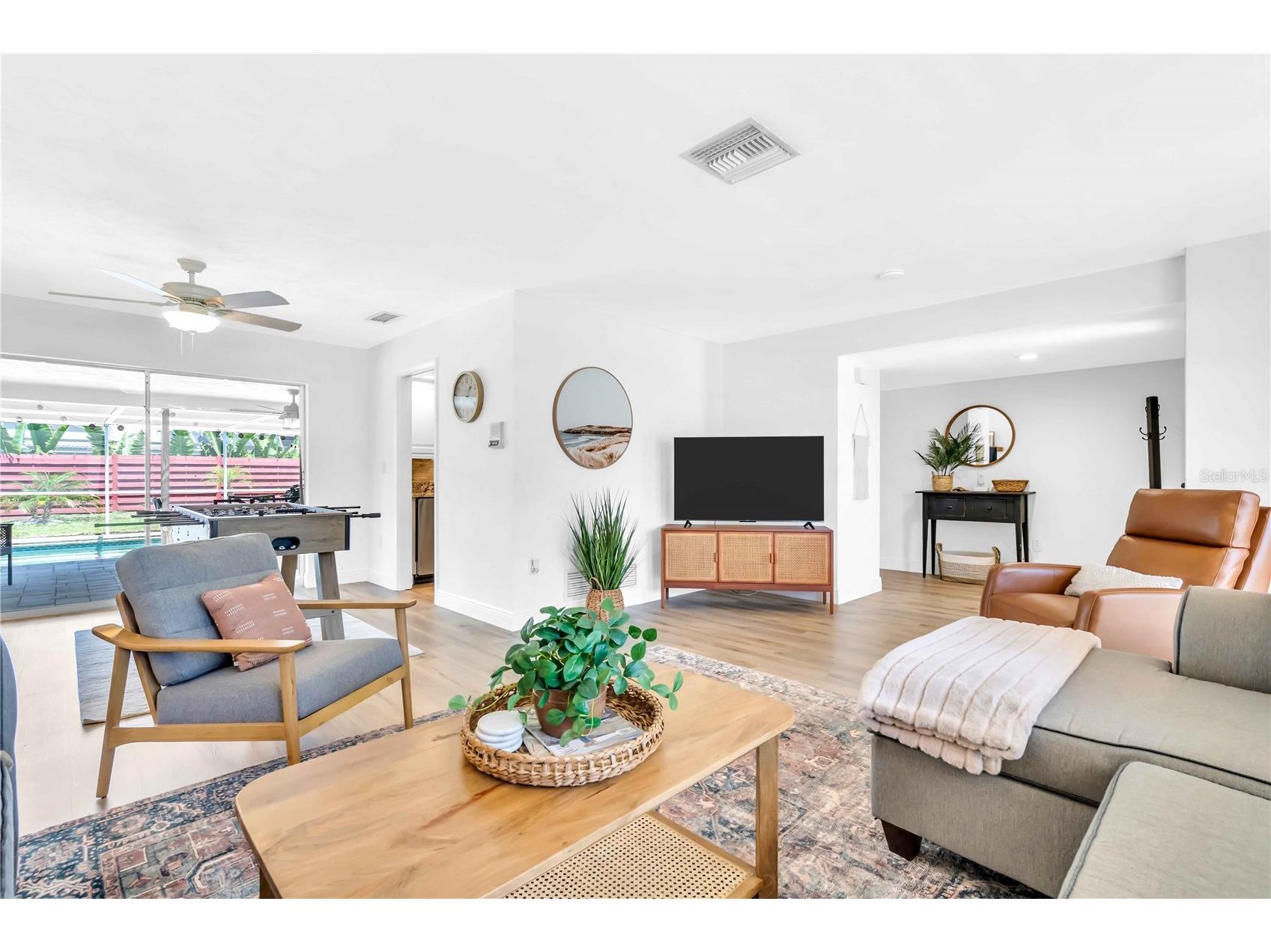 2921 Captiva Drive Sarasota FL 34231 A4641886 image8