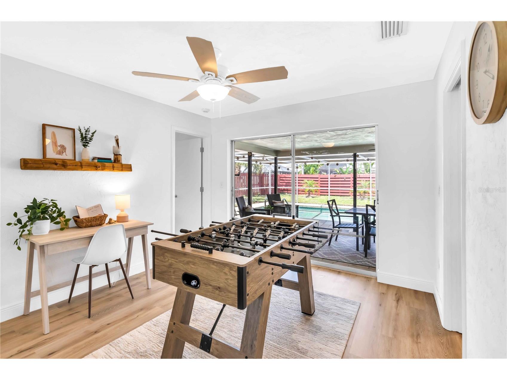 2921 Captiva Drive Sarasota FL 34231 A4641886 image9