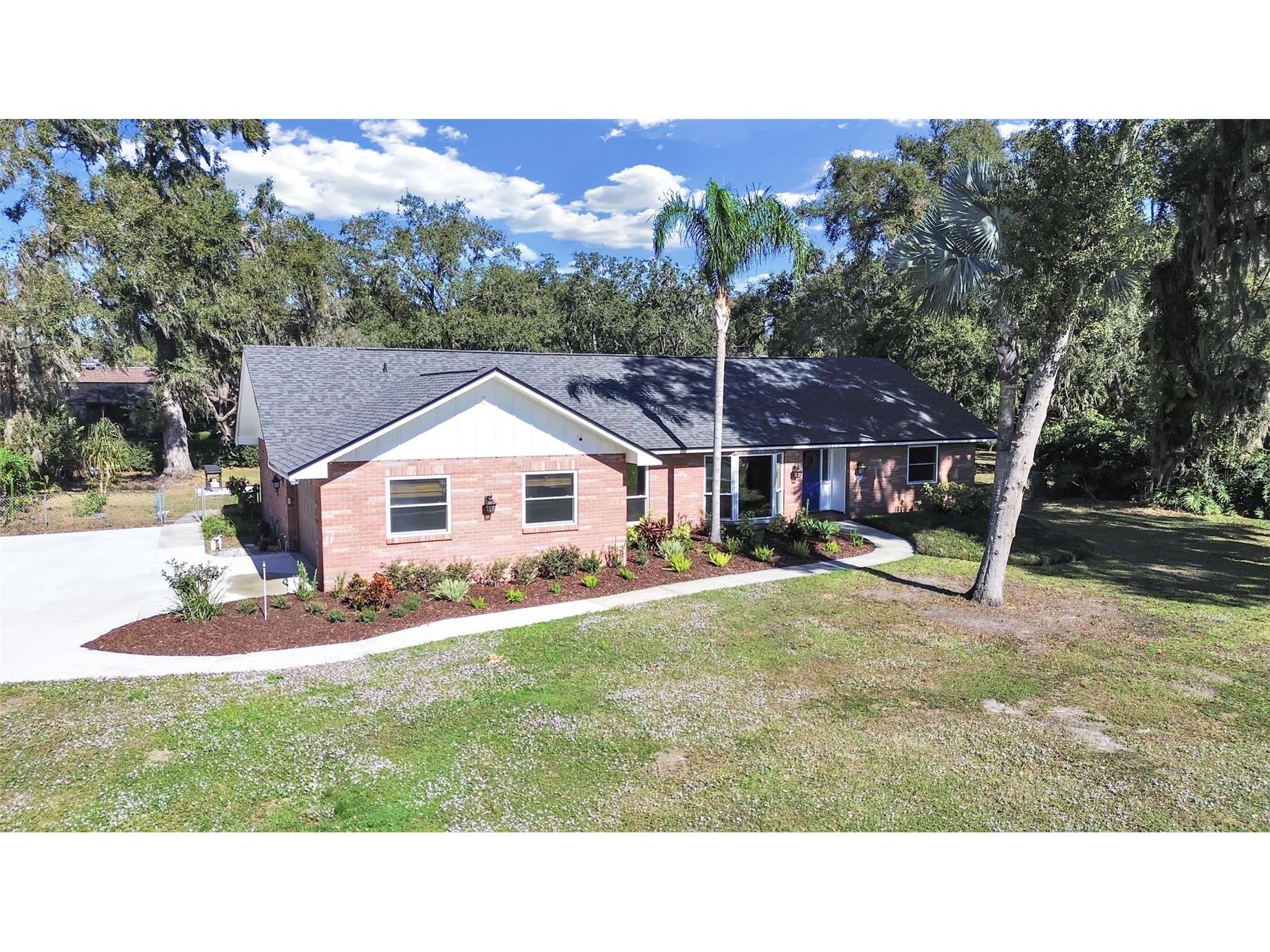 2921 Chelsea Woods Drive Valrico FL 33596 TB8459815 image3