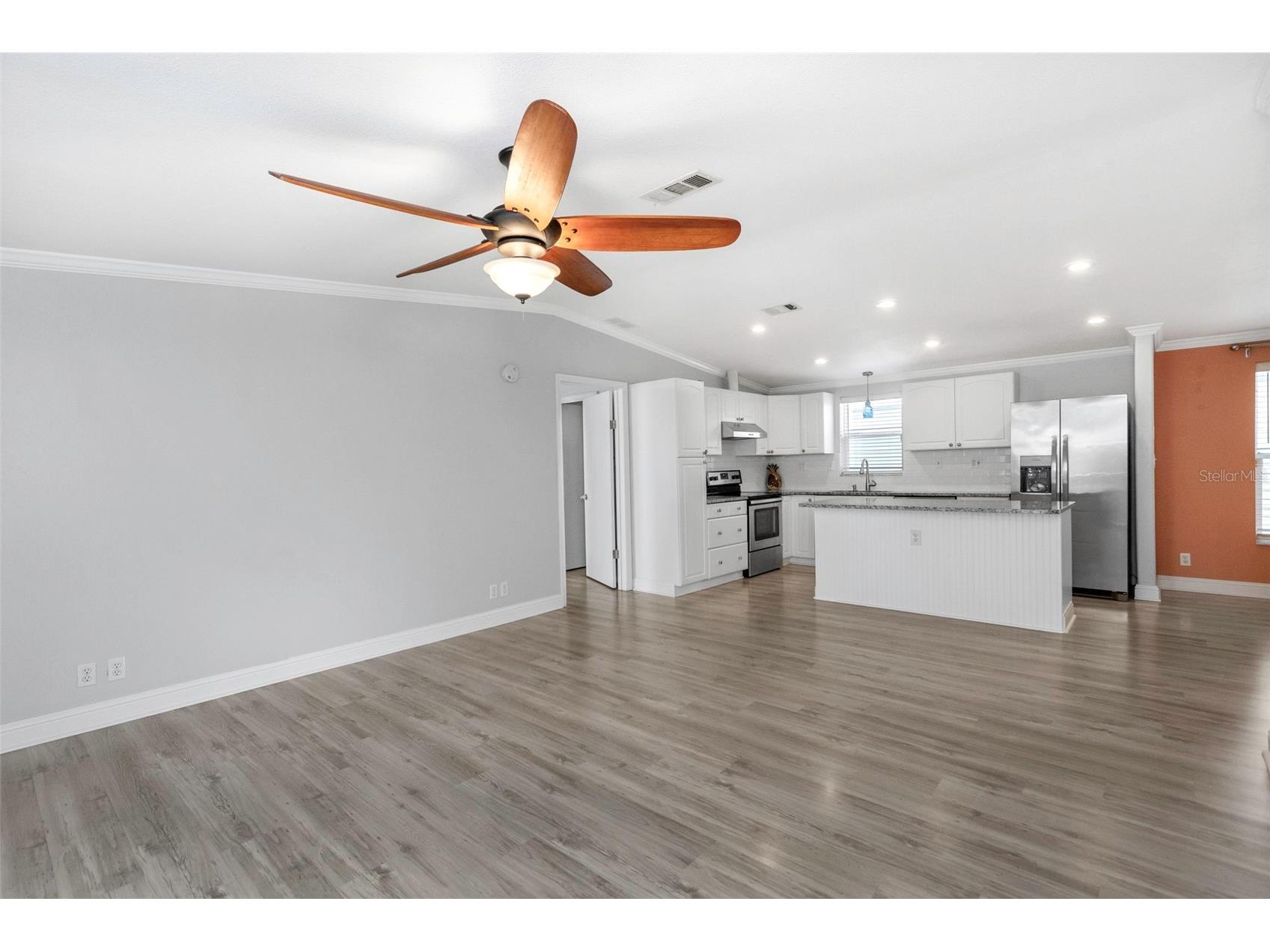 2921 Dupont Street S Gulfport FL 33707 TB8500842 image10