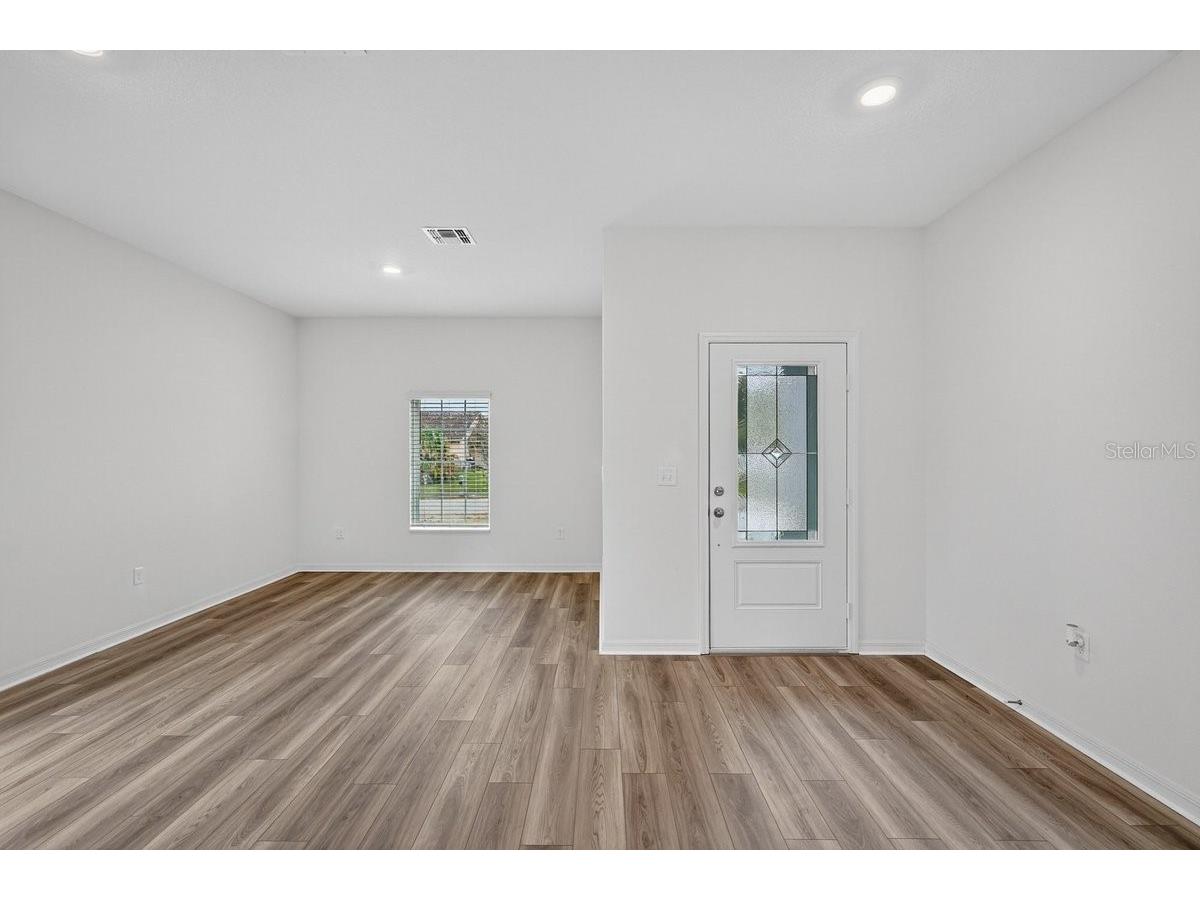 2921 Garret Street Deltona FL 32738 V4947871 image8