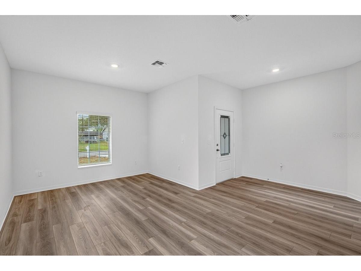 2921 Garret Street Deltona FL 32738 V4947871 image9