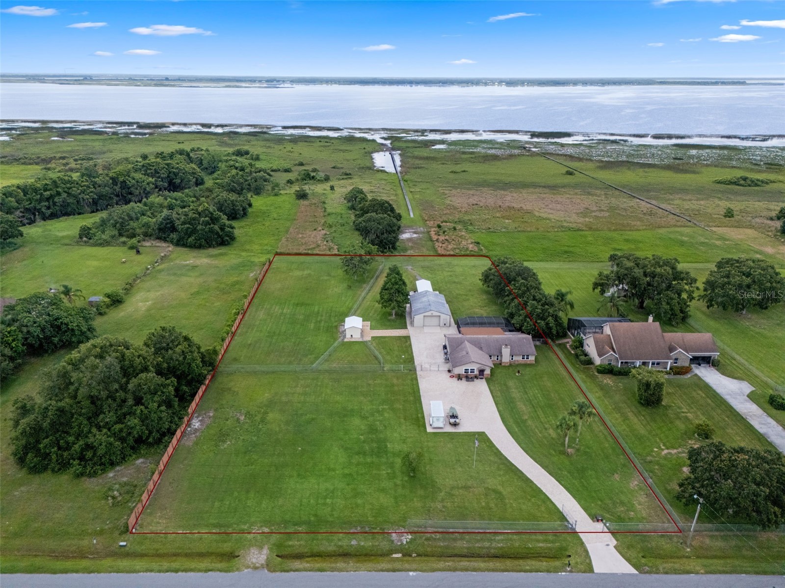 2921 Lake Tohopekaliga Boulevard Kissimmee FL 34746 - LAKE TOHOPEKALIGA O6393654 image1