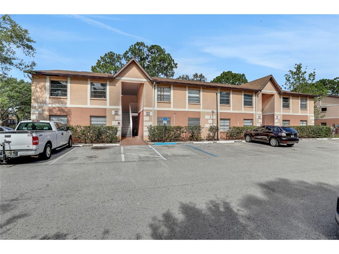 2921 Pinewood Drive NE #16 Palm Bay FL 32905 O6104826 image1