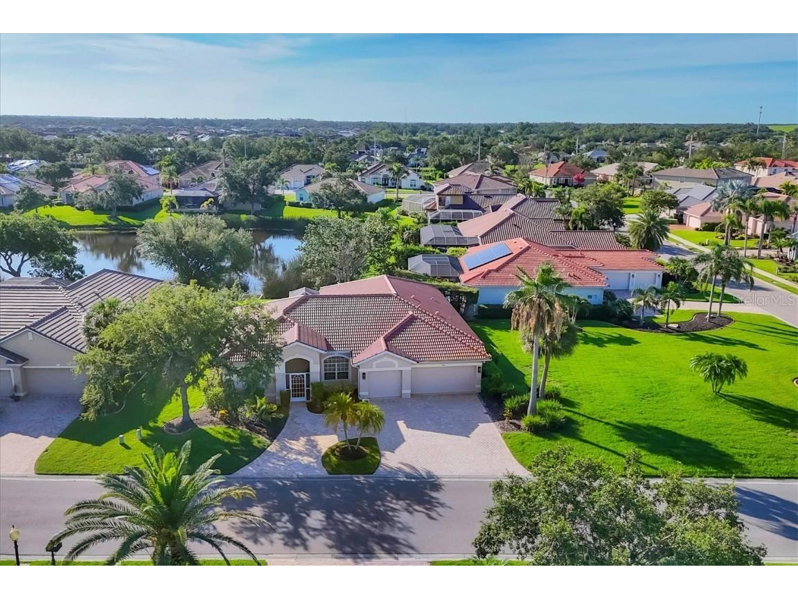 2921 Seasons Boulevard Sarasota FL 34240 A4626853 image4