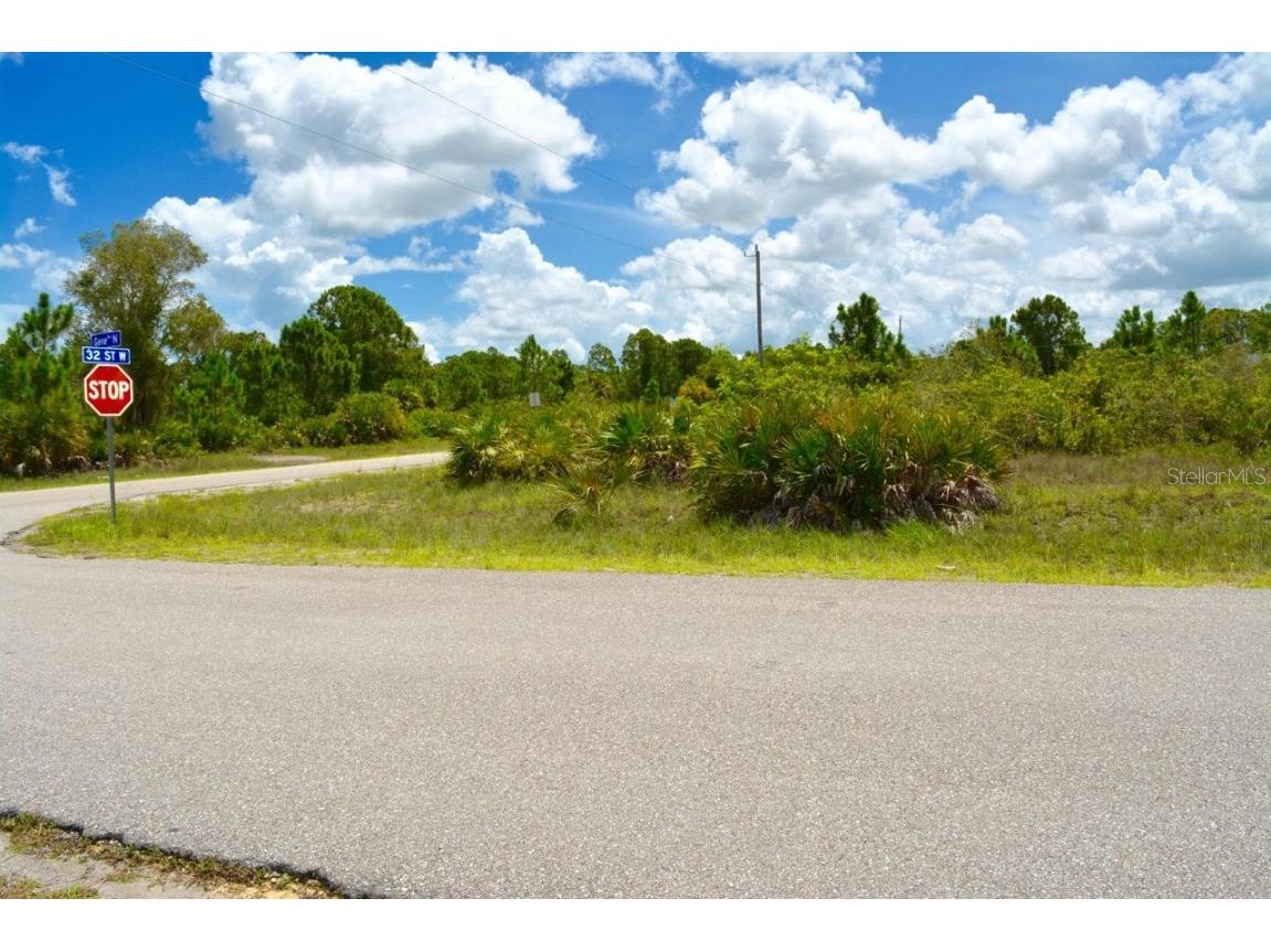 2922 Gene Avenue N Lehigh Acres FL 33971 G5096072 image1