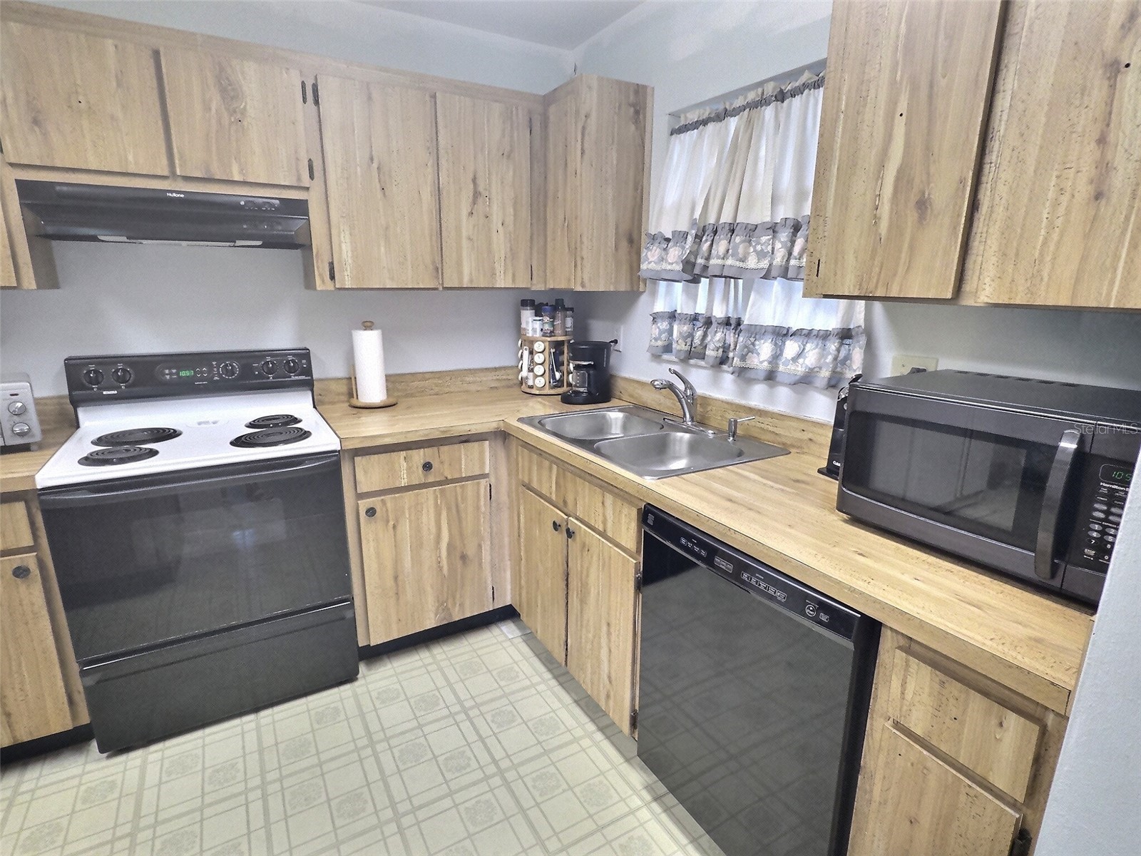 2922 Lichen Lane #A Clearwater FL 33760 TB8521639 image4