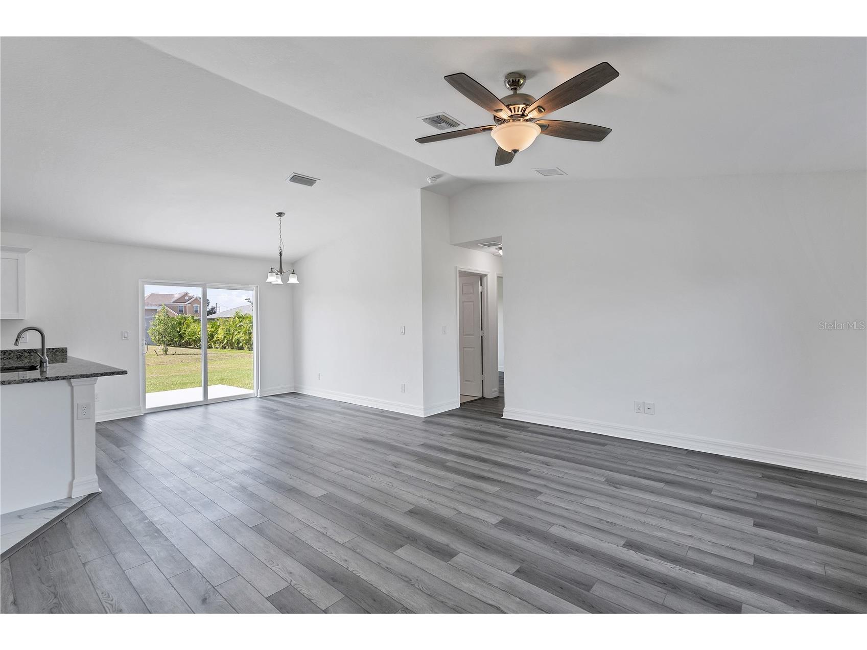 2922 NE 1st Avenue Cape Coral FL 33909 C7523343 image6