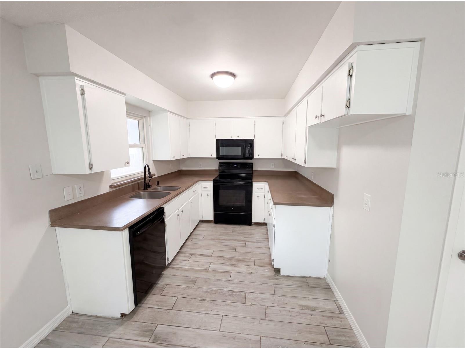 2922 Xavier Court Orlando FL 32826 O6418598 image2