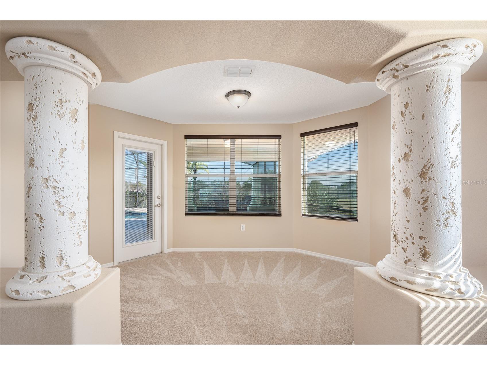 29222 Can Do Lane Tavares FL 32778 O6379362 image12