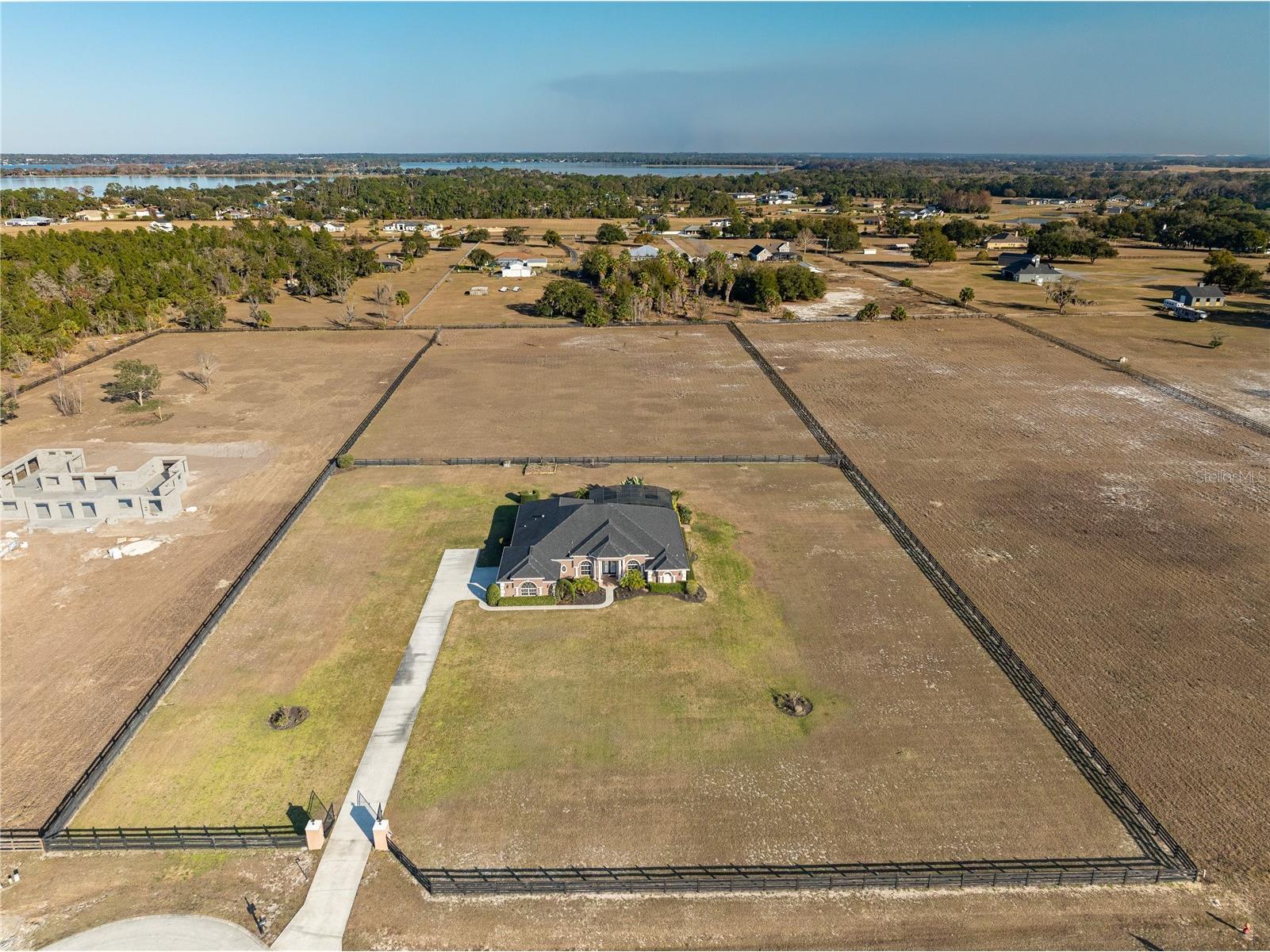 29222 Can Do Lane Tavares FL 32778 O6379362 image37
