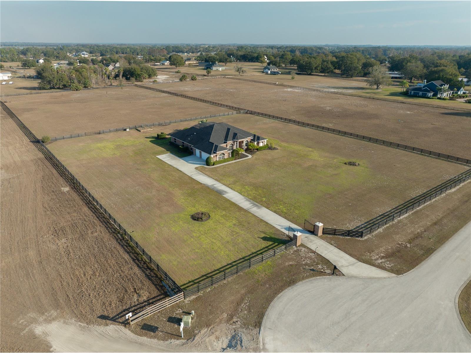 29222 Can Do Lane Tavares FL 32778 O6379362 image41