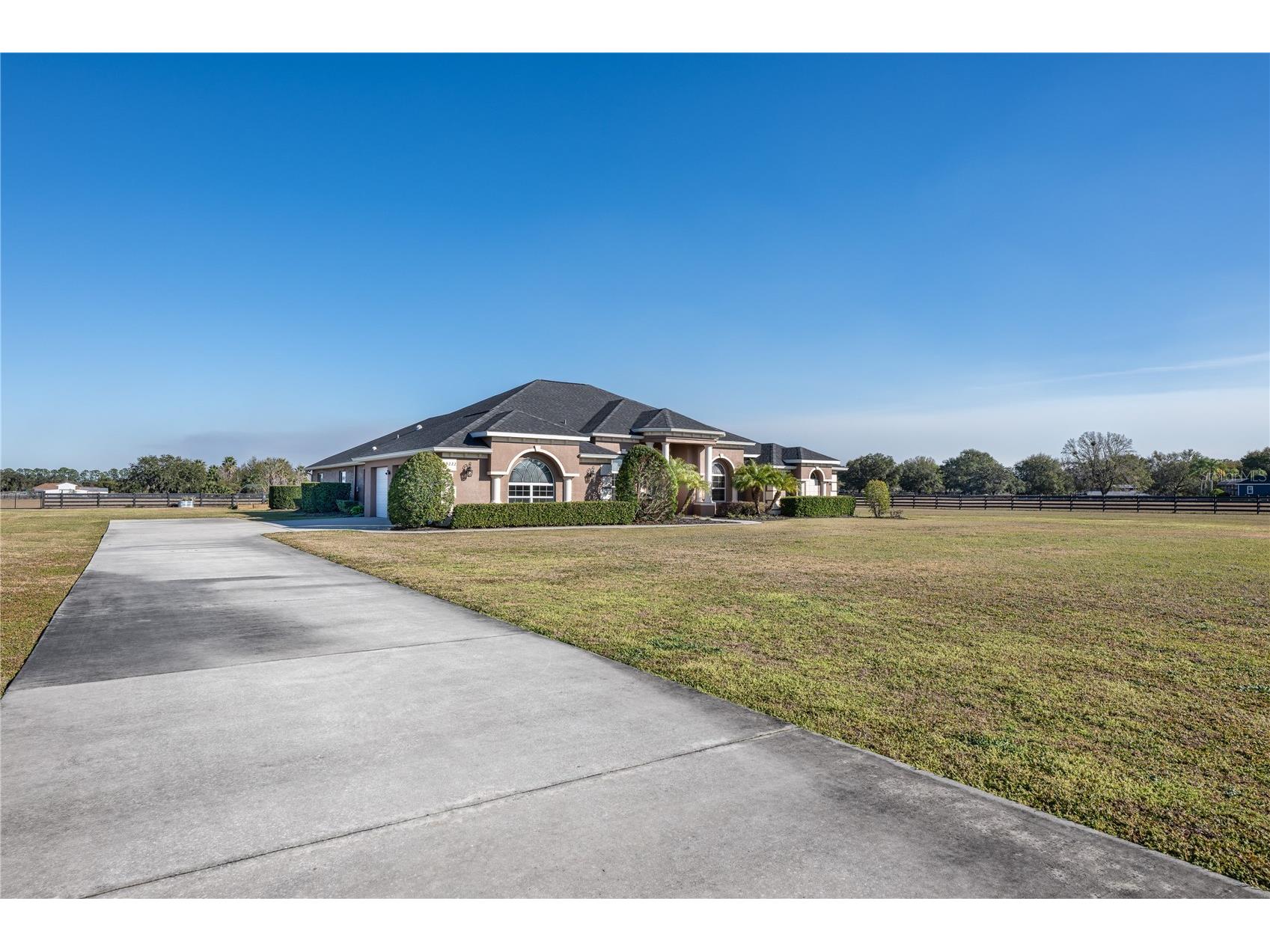 29222 Can Do Lane Tavares FL 32778 O6379362 image48