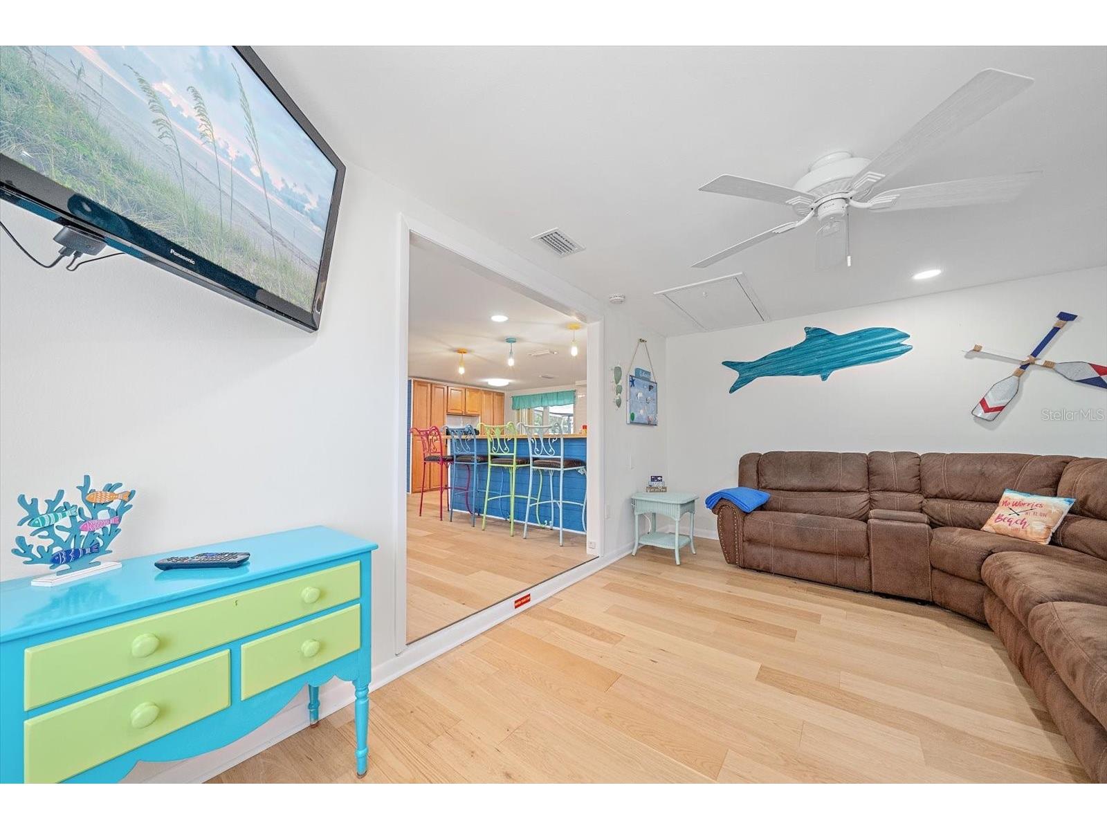 2923 Linwood Drive Sarasota FL 34232 A4698049 image13