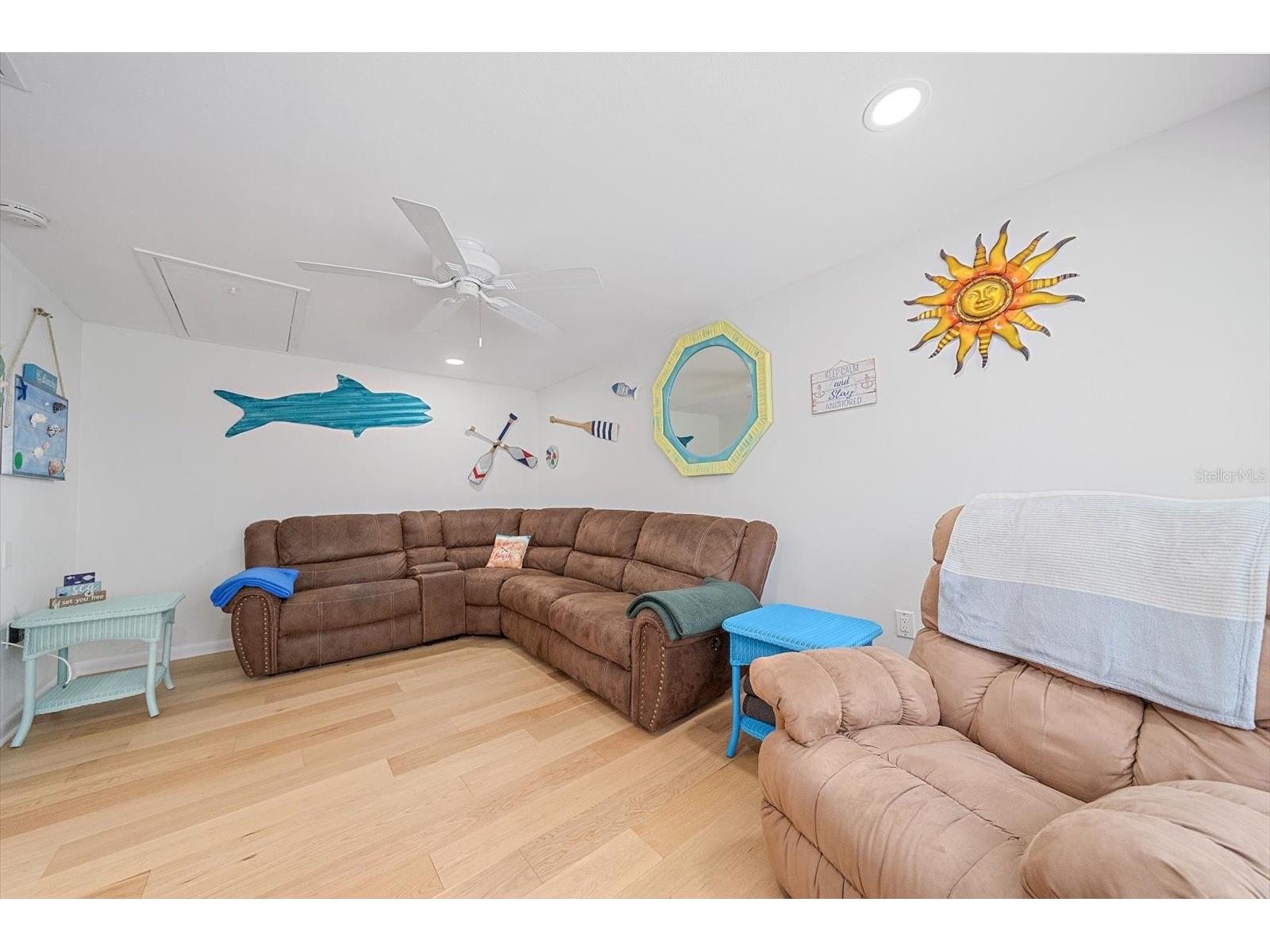 2923 Linwood Drive Sarasota FL 34232 A4698049 image14