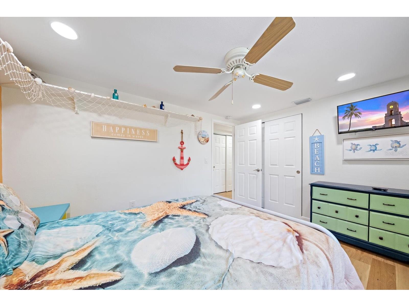 2923 Linwood Drive Sarasota FL 34232 A4698049 image24