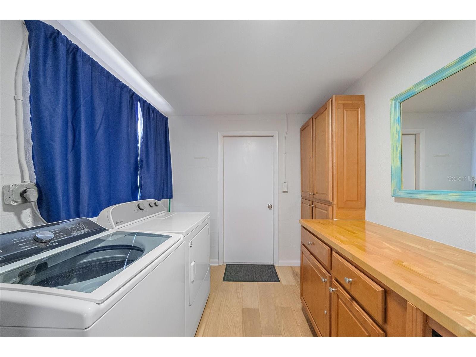 2923 Linwood Drive Sarasota FL 34232 A4698049 image27