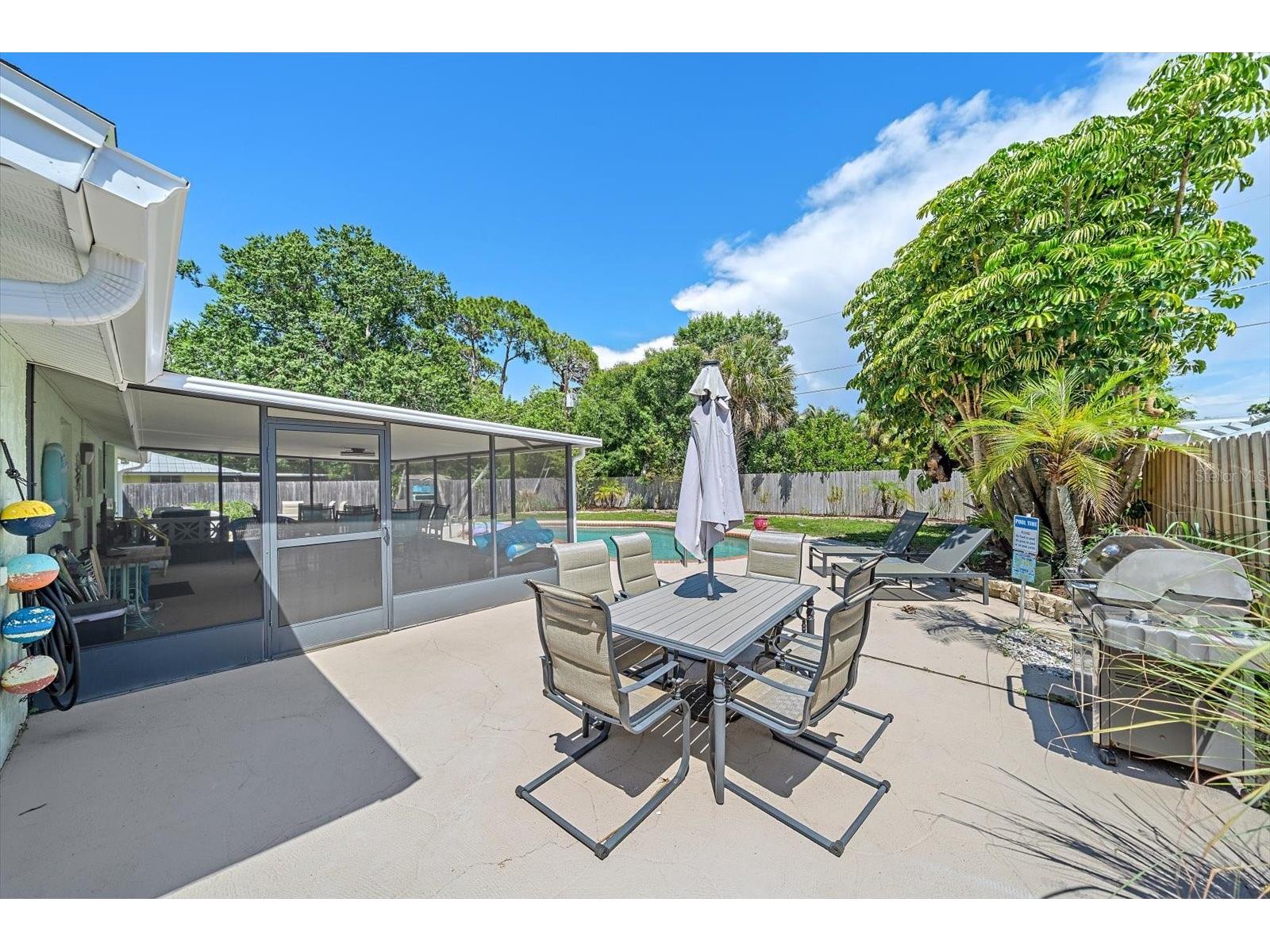 2923 Linwood Drive Sarasota FL 34232 A4698049 image31
