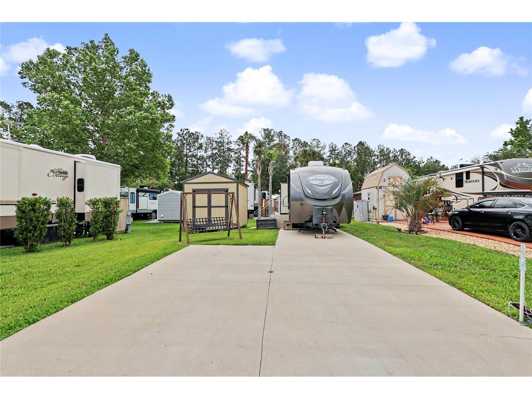 2923 NE 104th Avenue Silver Springs FL 34488 - OCKLAWAHA RIVER OM725887 image2