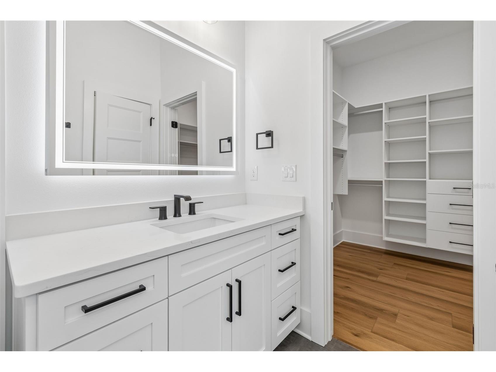 2923 W Elrod Avenue Tampa FL 33611 TB8466745 image46